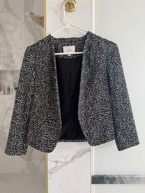 LOFT Black and White Dot-Pattern Open Blazer XSP
